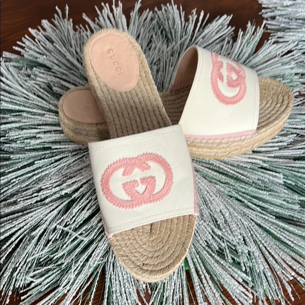 Gucci Pink and Cream Slide Sandals